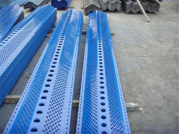 ɽ�����L(f��ng)�։m��